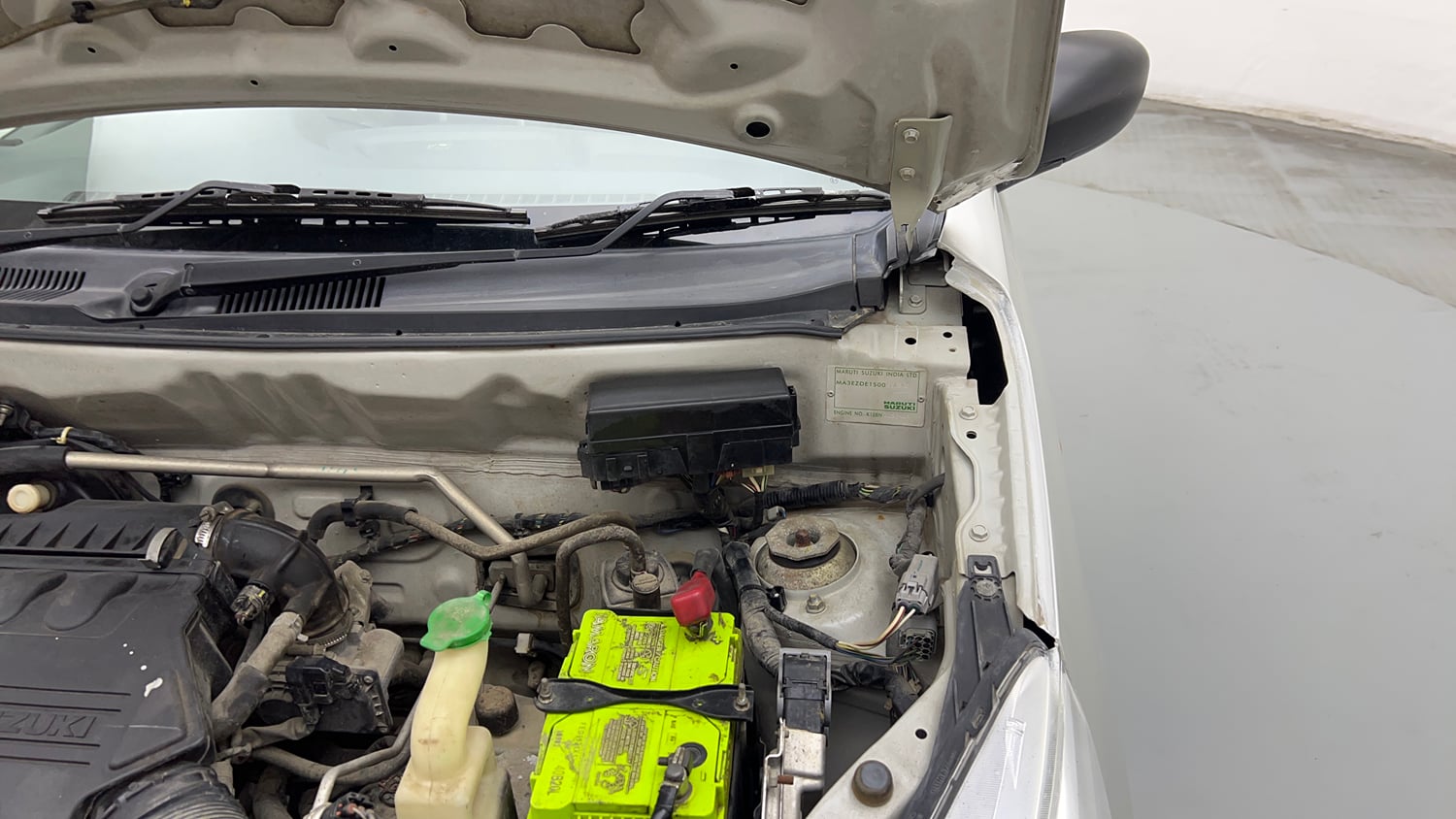Used 2019 Maruti Suzuki Alto K10 VXi AMT Petrol Automatic engine ENGINE LEFT SIDE HINGE & APRON VIEW