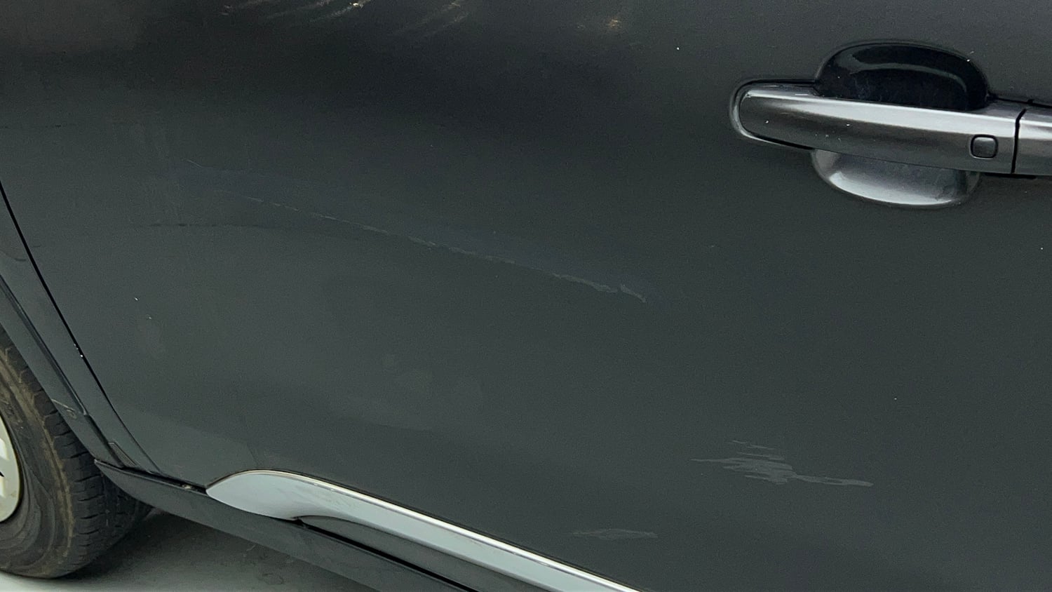 Used 2020 maruti-suzuki Vitara Brezza VXi Petrol Manual dents MINOR SCRATCH