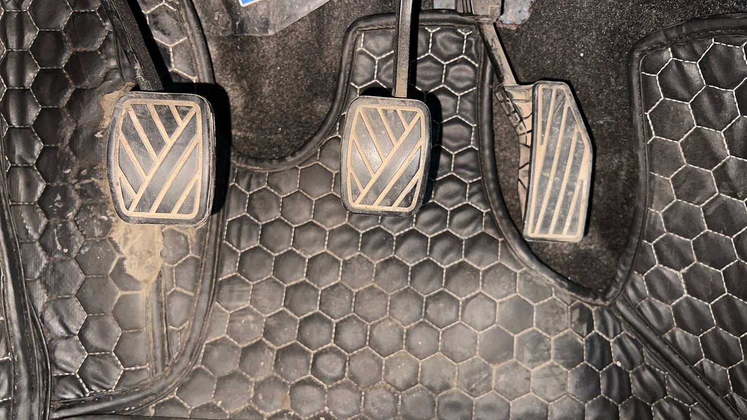 Used 2018 Maruti Suzuki Swift VXi Petrol Manual interior PEDALS VIEW