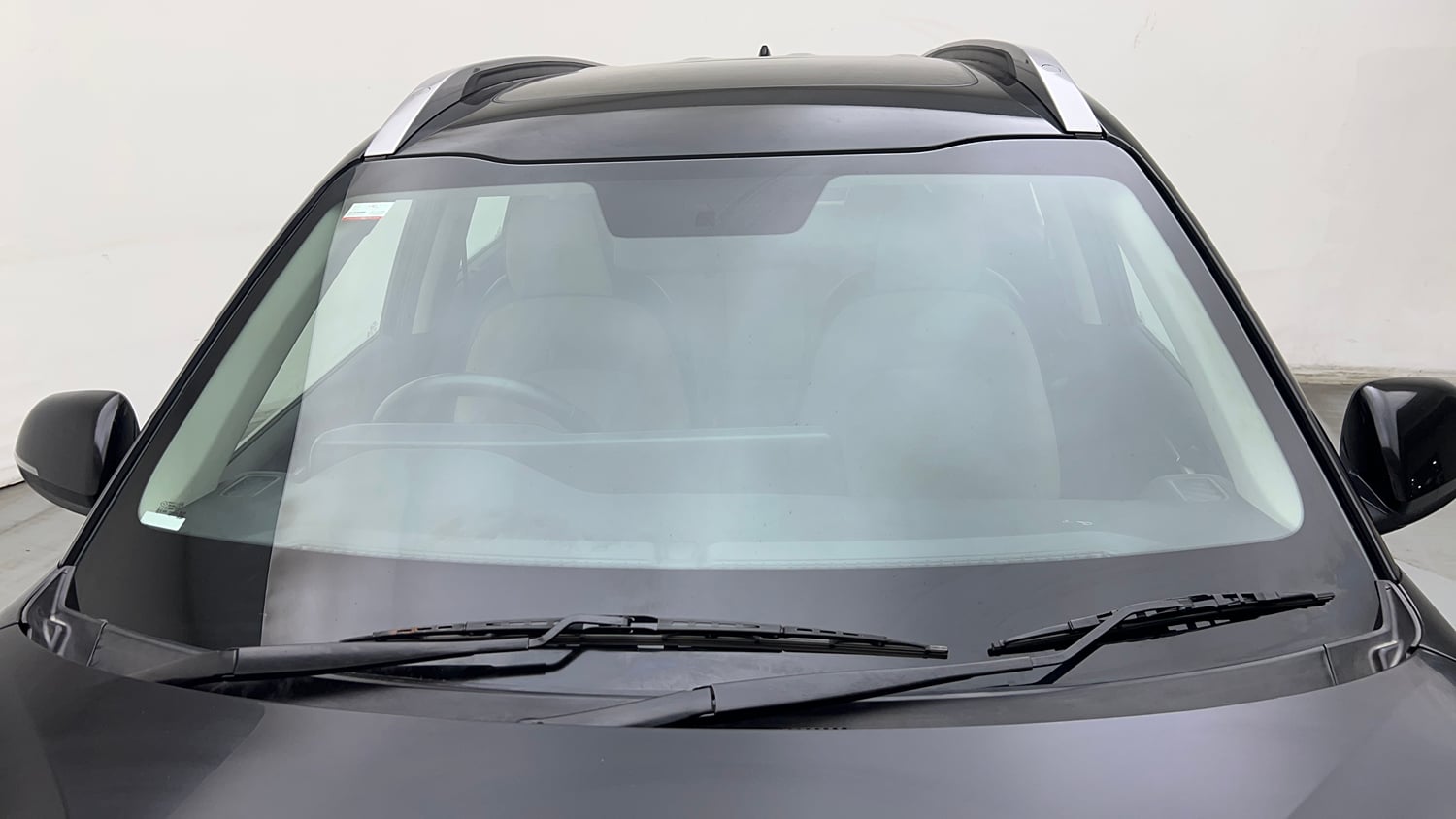 Used 2021 Kia Sonet HTX 1.0 iMT Petrol Manual exterior FRONT WINDSHIELD VIEW