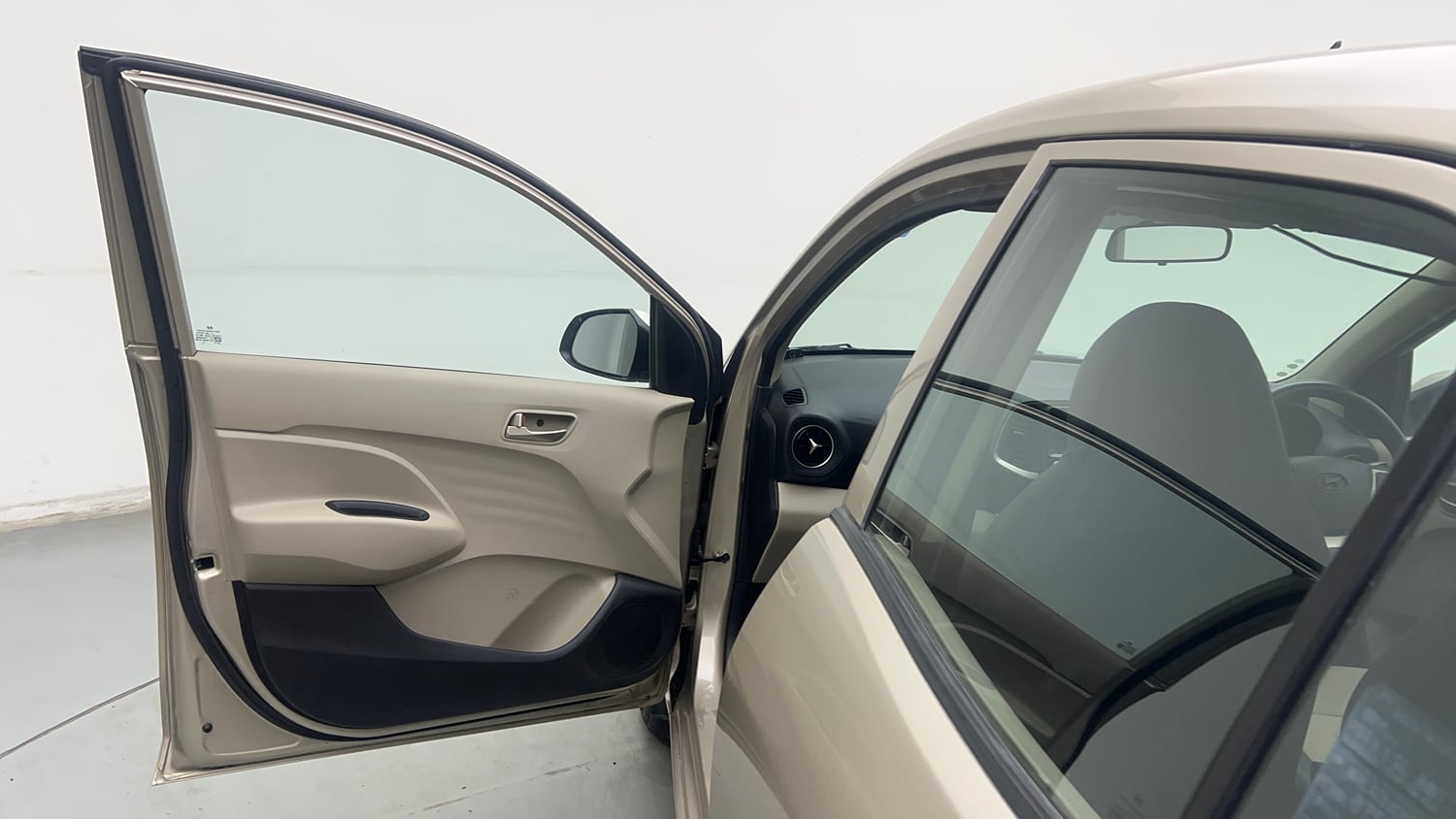 Used 2019 Hyundai Santro Sportz AMT Petrol Automatic interior LEFT FRONT DOOR OPEN VIEW