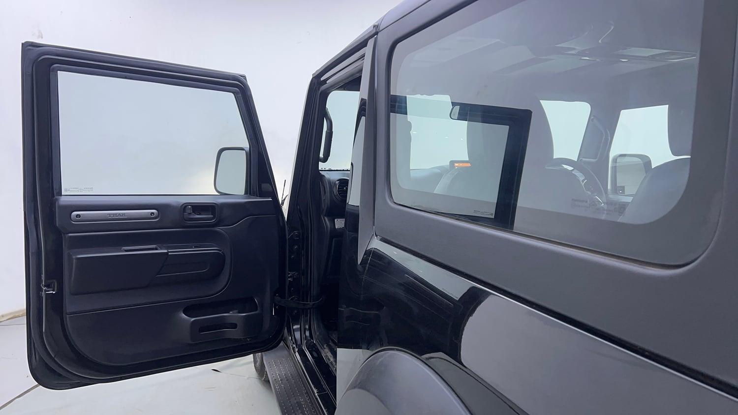 Used 2026 mahindra Thar LXT 1.5 Diesel MT 2WD Diesel Manual interior LEFT FRONT DOOR OPEN VIEW