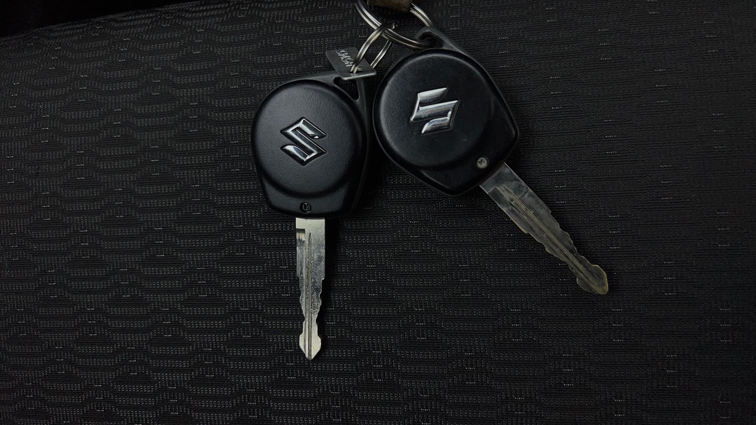 Used 2025 Maruti Suzuki Swift VXi CNG Cng Manual extra CAR KEY VIEW