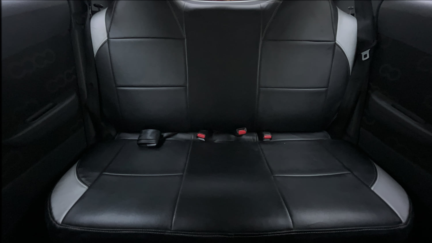 Used 2015 Maruti Suzuki Alto 800 LXi Anniversary Edition Petrol Manual interior REAR SEAT CONDITION VIEW