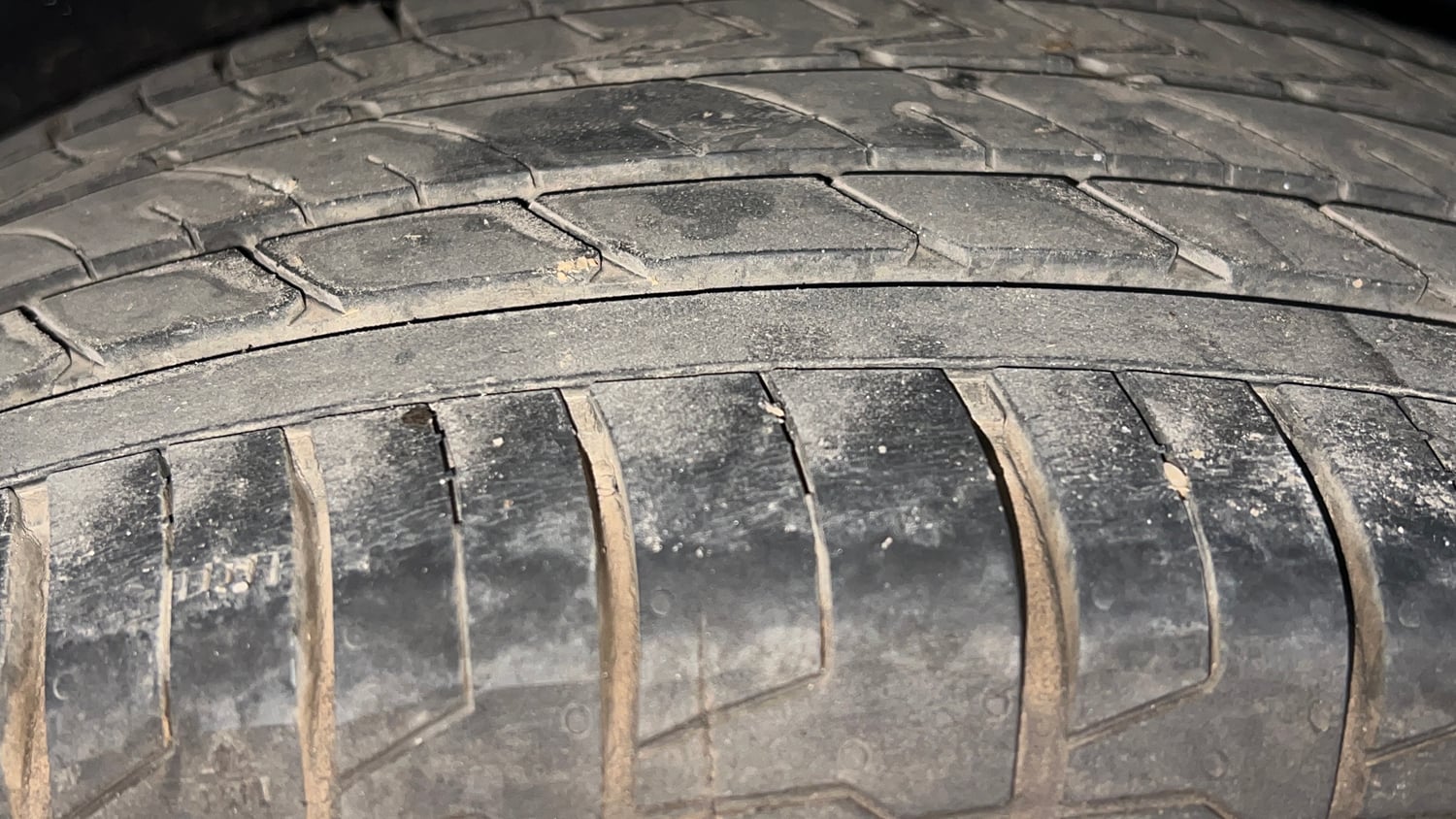 Used 2024 Hyundai Creta SX 1.5 Petrol Adventure Edition Petrol Manual tyres LEFT REAR TYRE TREAD VIEW