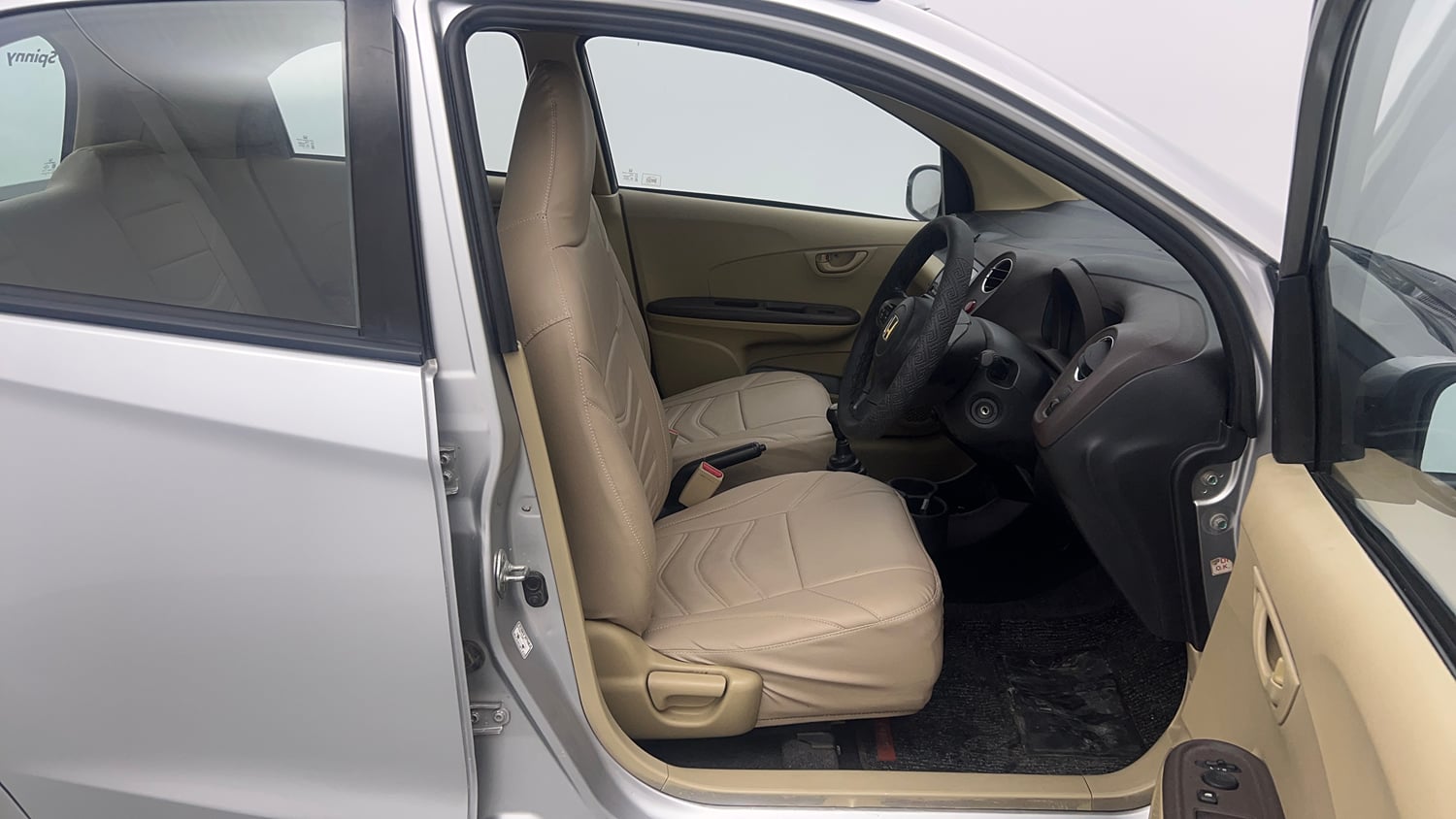 Used 2013 Honda Brio S MT Petrol Manual interior RIGHT SIDE FRONT DOOR CABIN VIEW