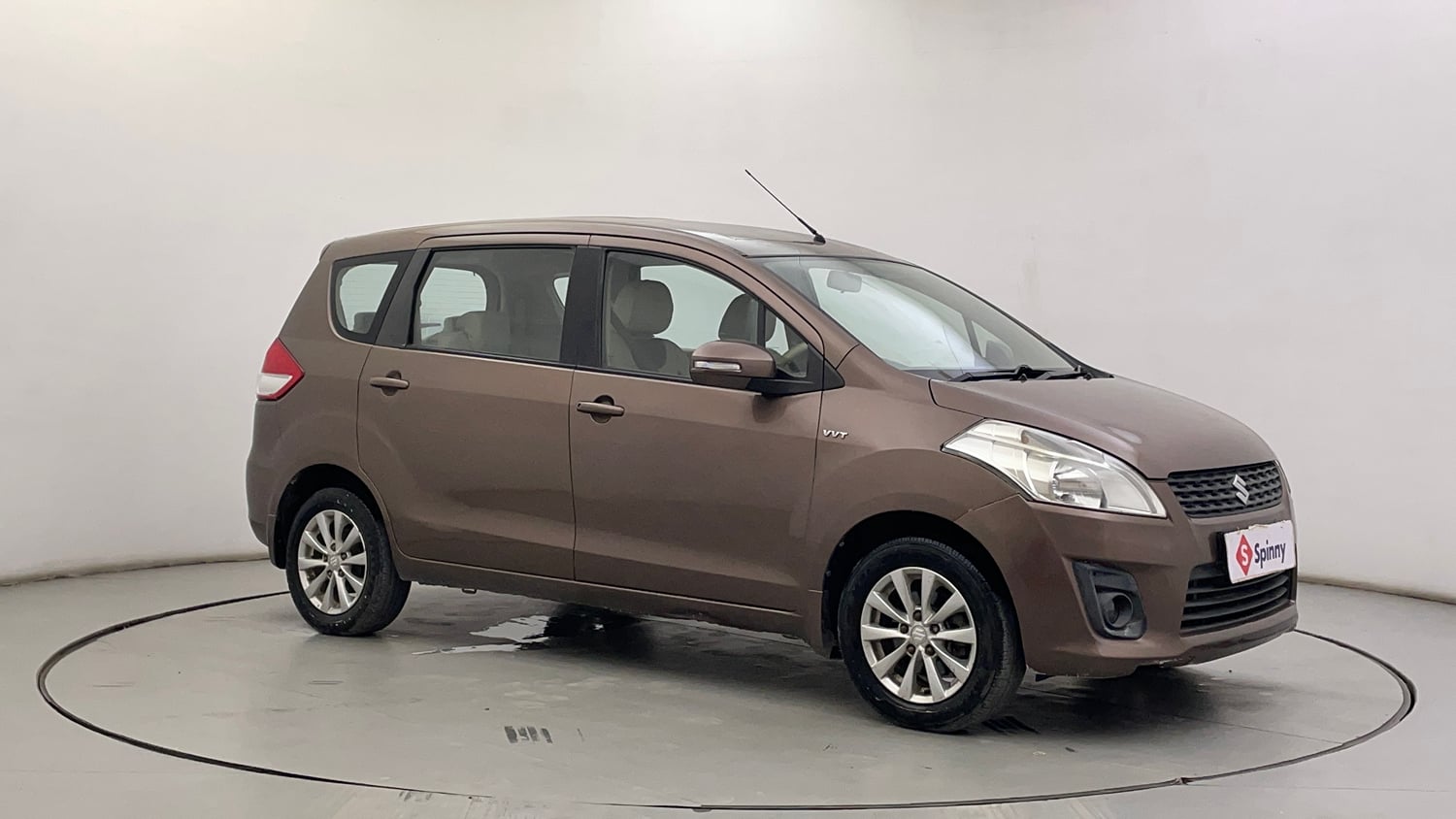 Used 2013 Maruti Suzuki Ertiga ZXi Petrol Manual exterior RIGHT FRONT CORNER VIEW