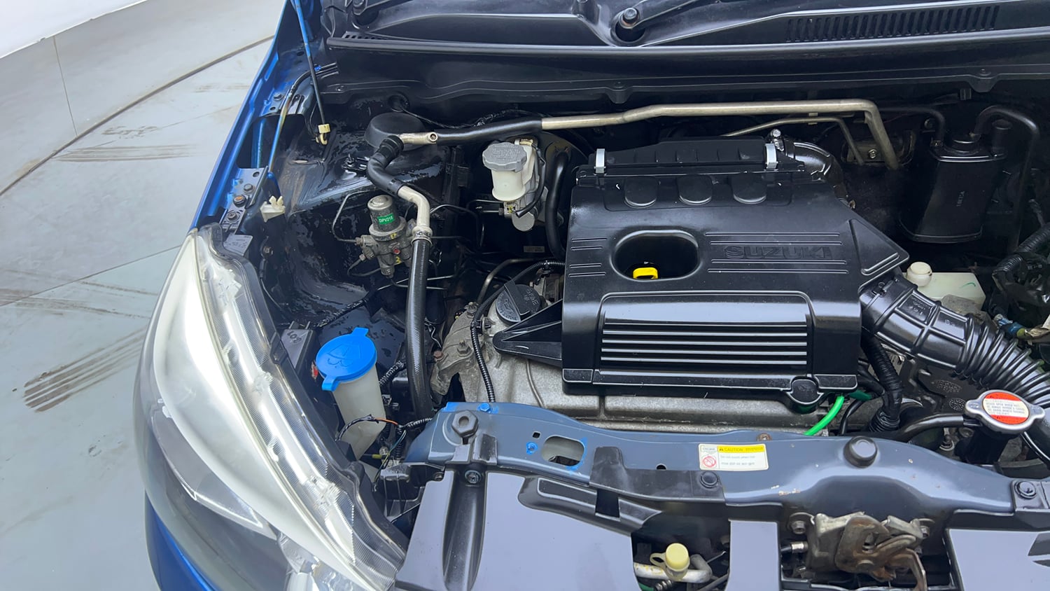 Used 2015 Maruti Suzuki Celerio VXi AMT Petrol Automatic engine ENGINE RIGHT SIDE VIEW