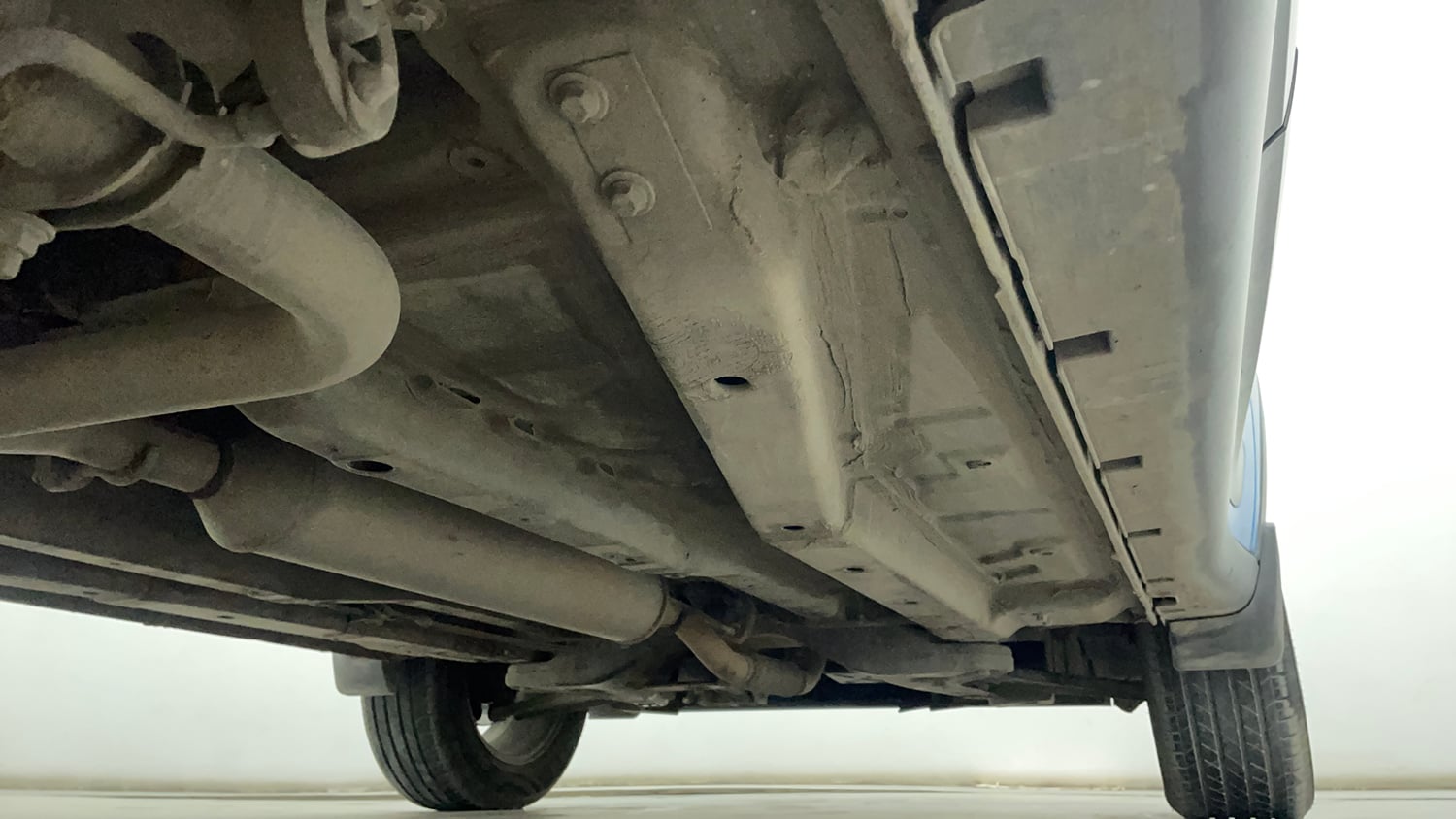 Used 2017 Tata Nexon XZ Plus Diesel Diesel Manual extra REAR RIGHT UNDERBODY VIEW