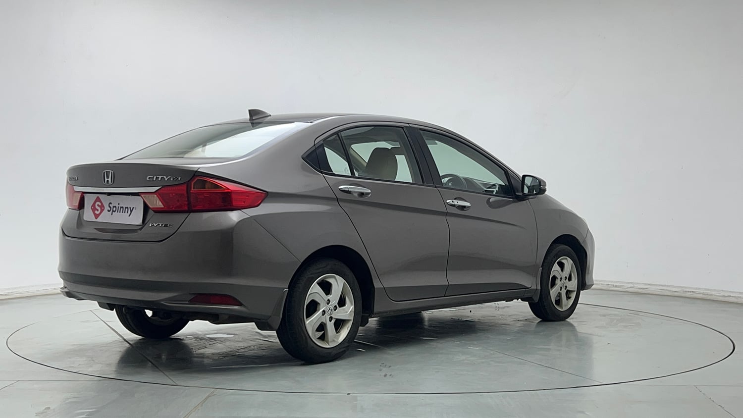 Used 2014 Honda City VX CVT Petrol Automatic exterior RIGHT REAR CORNER VIEW