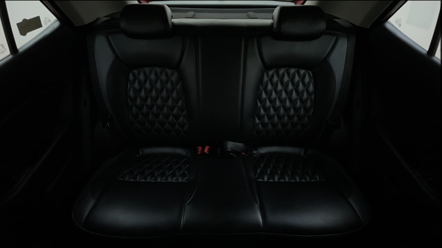 Used 2019 Hyundai Venue SX Plus 1.0 Turbo DCT Petrol Automatic interior REAR SEAT CONDITION VIEW