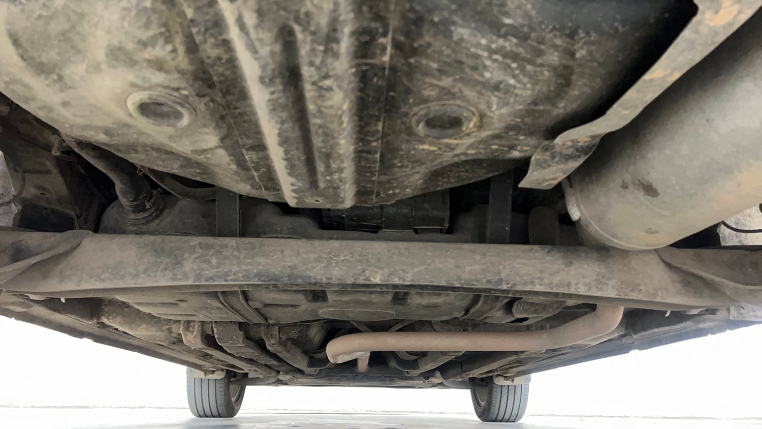 Used 2015 Hyundai Elite i20 Asta 1.2 Petrol Manual extra REAR UNDERBODY VIEW (TAKEN FROM REAR)