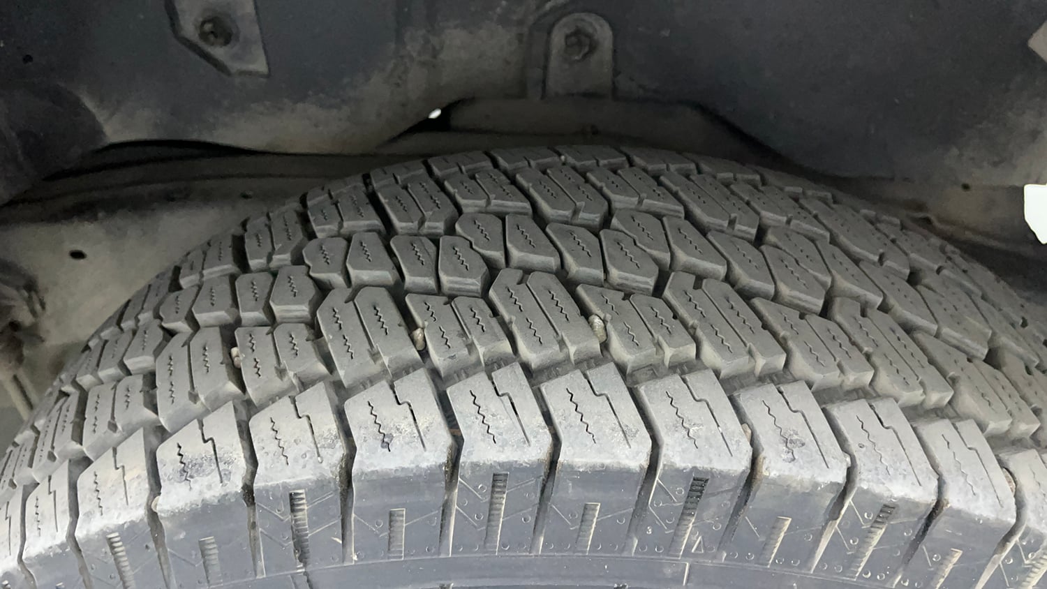 Used 2022 mahindra Thar LX Hard Top Petrol AT 4WD Petrol Automatic tyres LEFT REAR TYRE TREAD VIEW