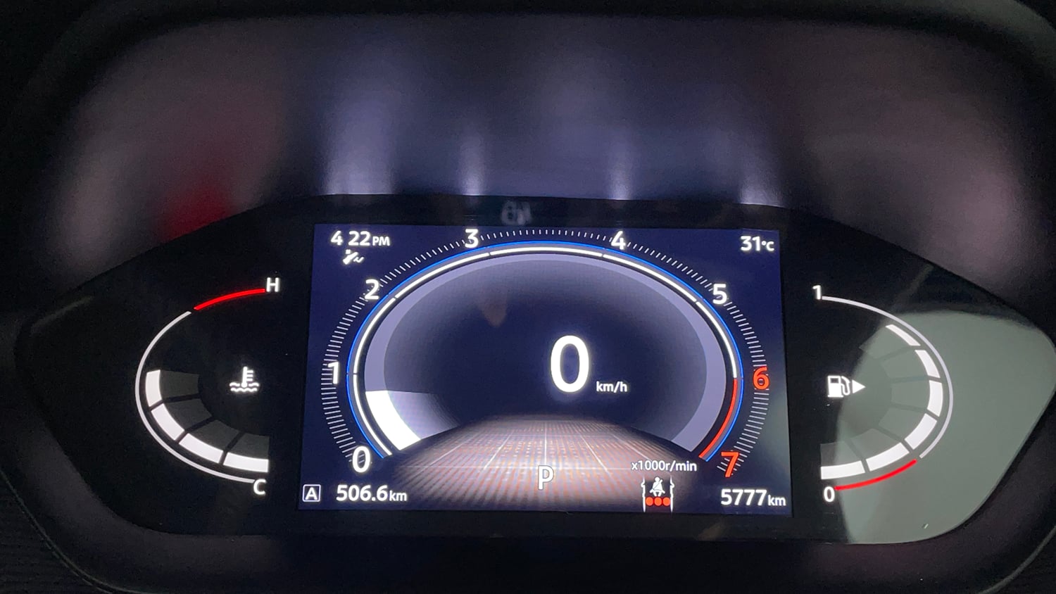 Used 2025 Nissan Magnite N-Connecta HRAO 1.0 Turbo Petrol CVT Petrol Automatic interior CLUSTERMETER VIEW