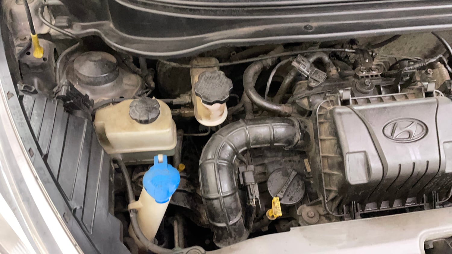 Used 2018 Hyundai Eon Sportz Petrol Manual engine ENGINE RIGHT SIDE VIEW