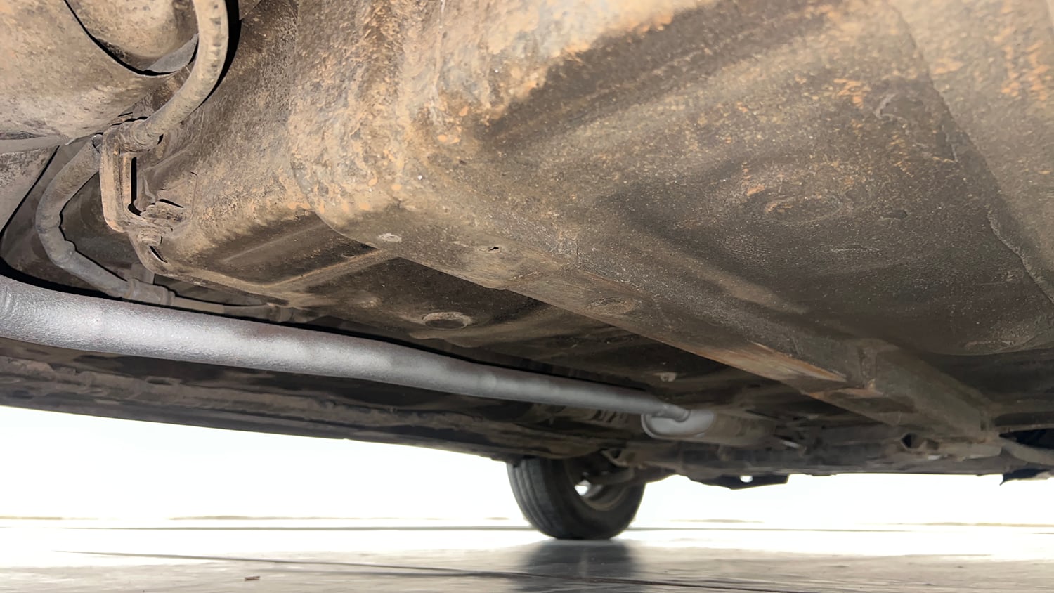Used 2014 Hyundai Grand i10 Asta 1.2 Kappa VTVT (O) Petrol Manual extra REAR RIGHT UNDERBODY VIEW