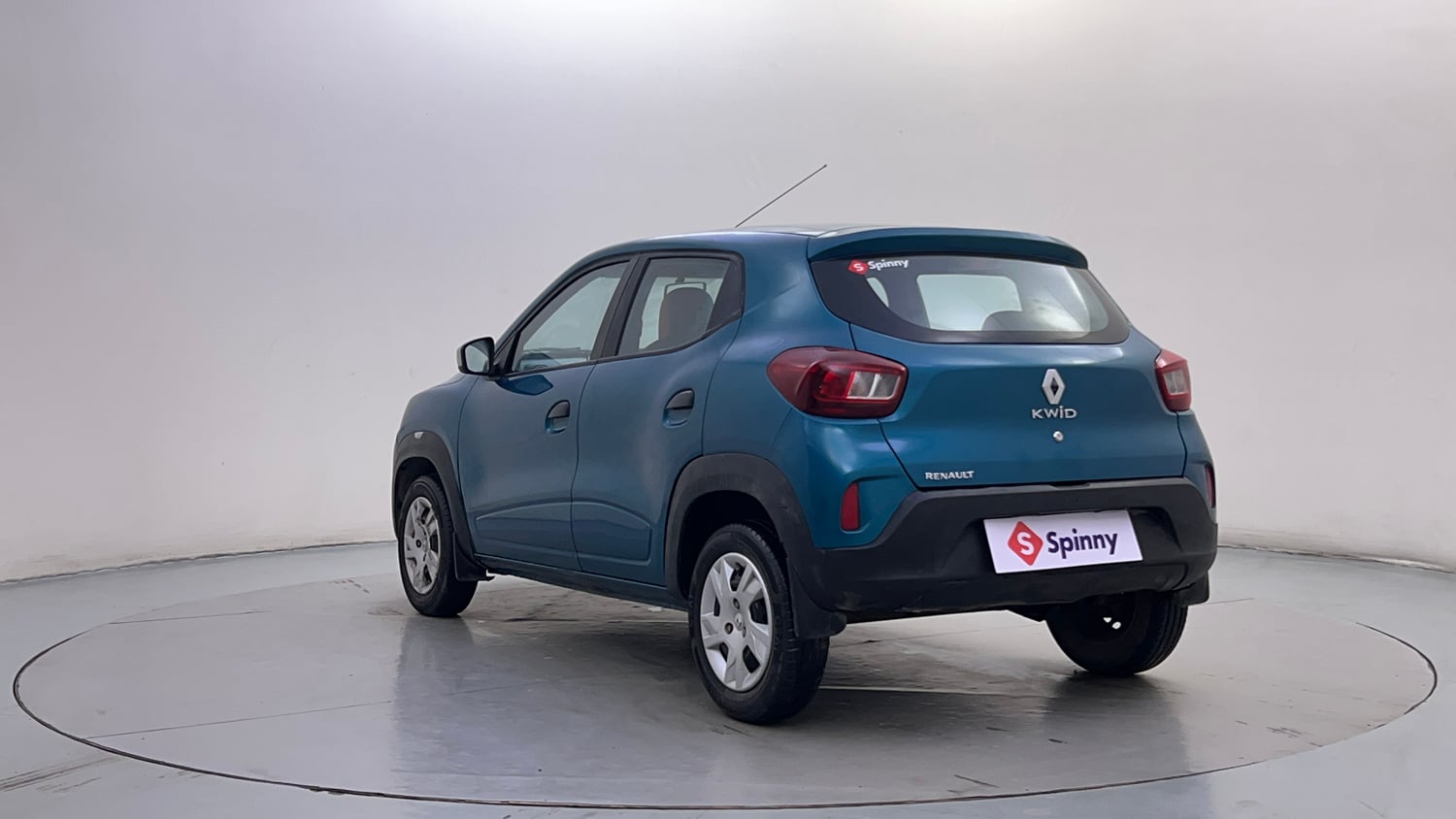 Used 2022 Renault Kwid RXT 1.0 AMT Petrol Automatic exterior LEFT REAR CORNER VIEW