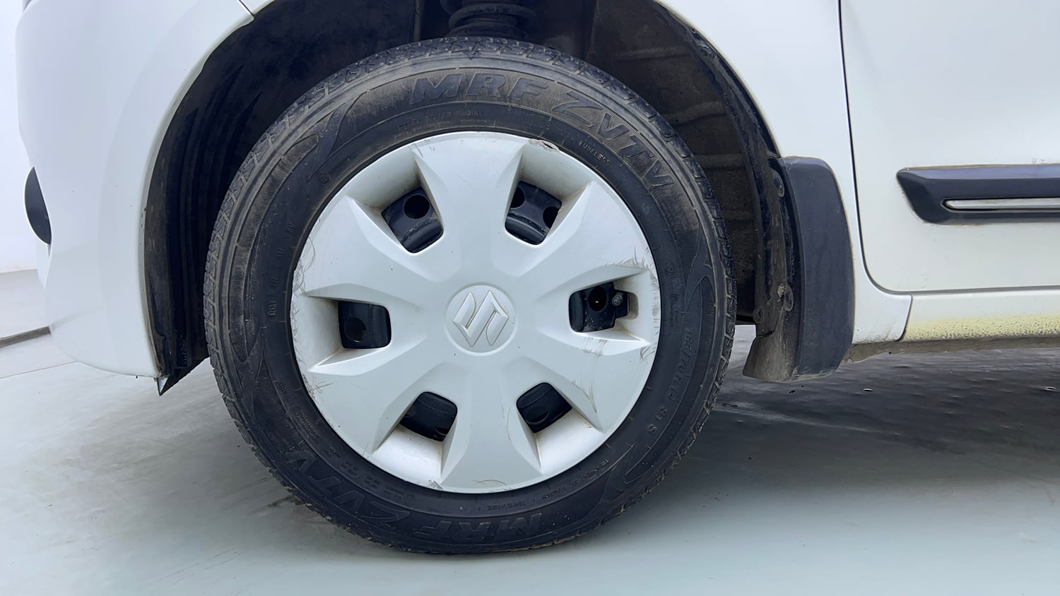Used 2021 Maruti Suzuki Wagon R 1.0 VXi 1.0 AMT Petrol Automatic tyres LEFT FRONT TYRE RIM VIEW