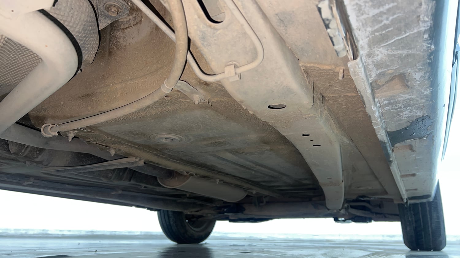 Used 2019 Maruti Suzuki Baleno Delta Petrol Manual extra REAR RIGHT UNDERBODY VIEW