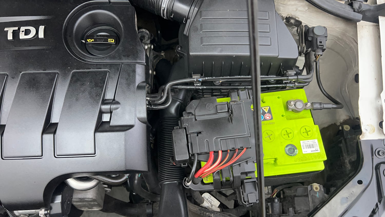 Used 2018 Volkswagen Polo Highline Plus 1.5 (D) 16 Alloy Diesel Manual engine ENGINE LEFT SIDE VIEW