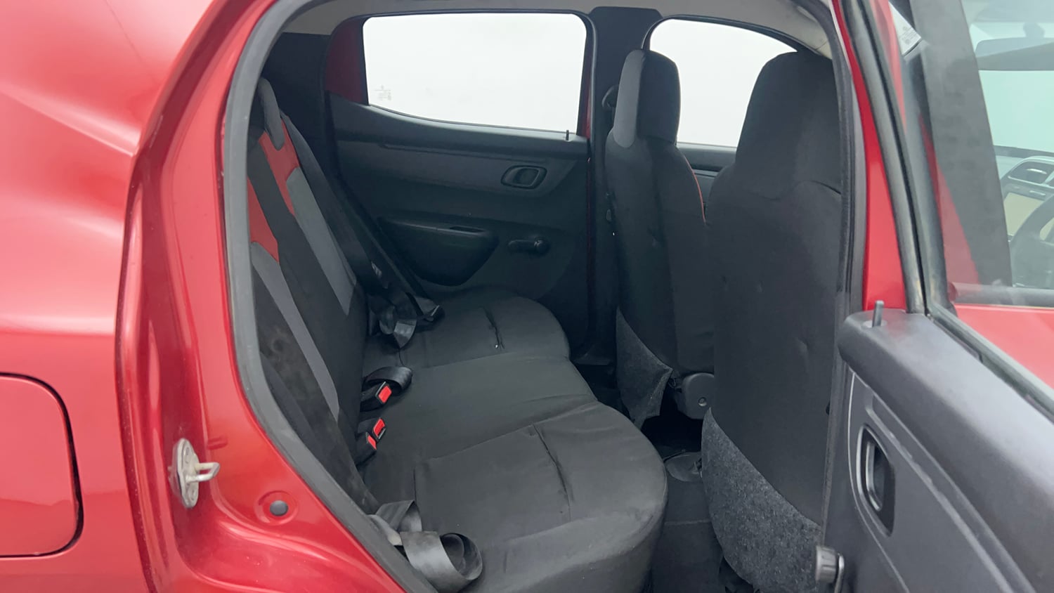 Used 2017 Renault Kwid 1.0 RXT Petrol Manual interior RIGHT SIDE REAR DOOR CABIN VIEW