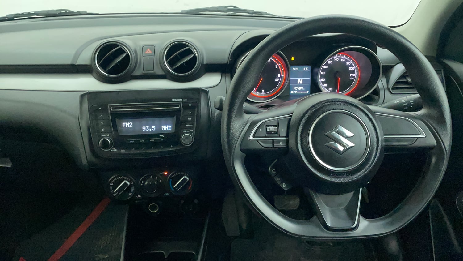 Used 2019 Maruti Suzuki Swift VXi AMT Petrol Automatic interior STEERING VIEW