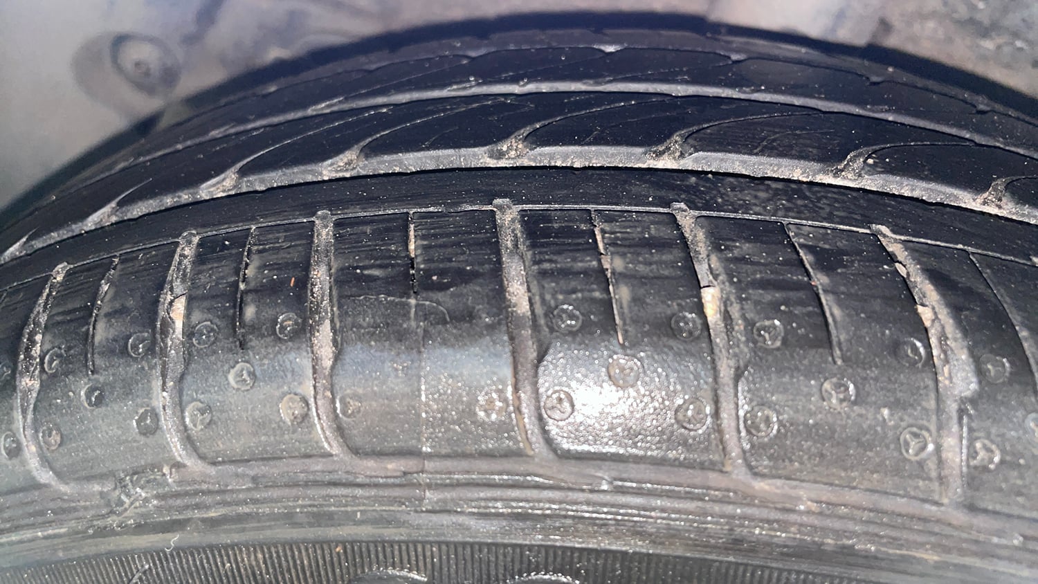 Used 2017 Hyundai Xcent SX 1.2 (O) Petrol Manual tyres RIGHT REAR TYRE TREAD VIEW