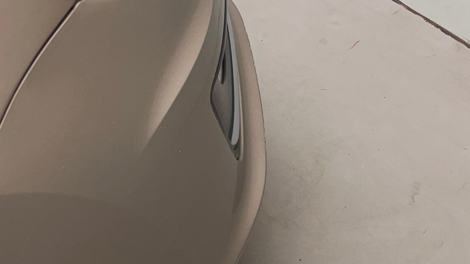Used 2016 Volkswagen Vento Highline 1.2 (P) AT Petrol Automatic dents MINOR SCRATCH