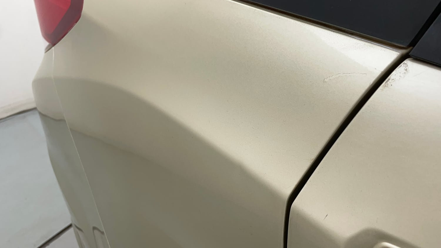 Used 2014 Honda Mobilio V Petrol Petrol Manual dents MINOR DENT