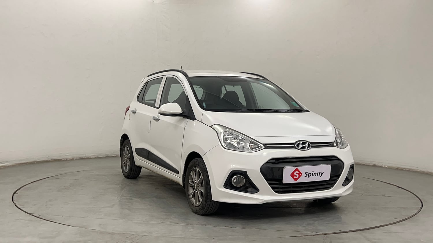 Used 2014 Hyundai Grand i10 Asta 1.2 Kappa VTVT (O) Petrol Manual exterior RIGHT FRONT CORNER VIEW