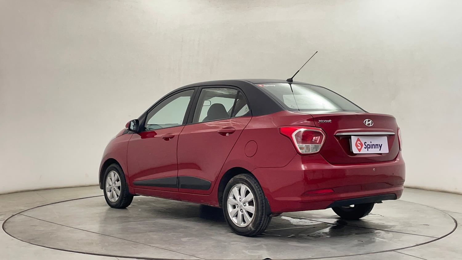 Used 2014 Hyundai Xcent S 1.2 (O) Petrol Manual exterior LEFT REAR CORNER VIEW