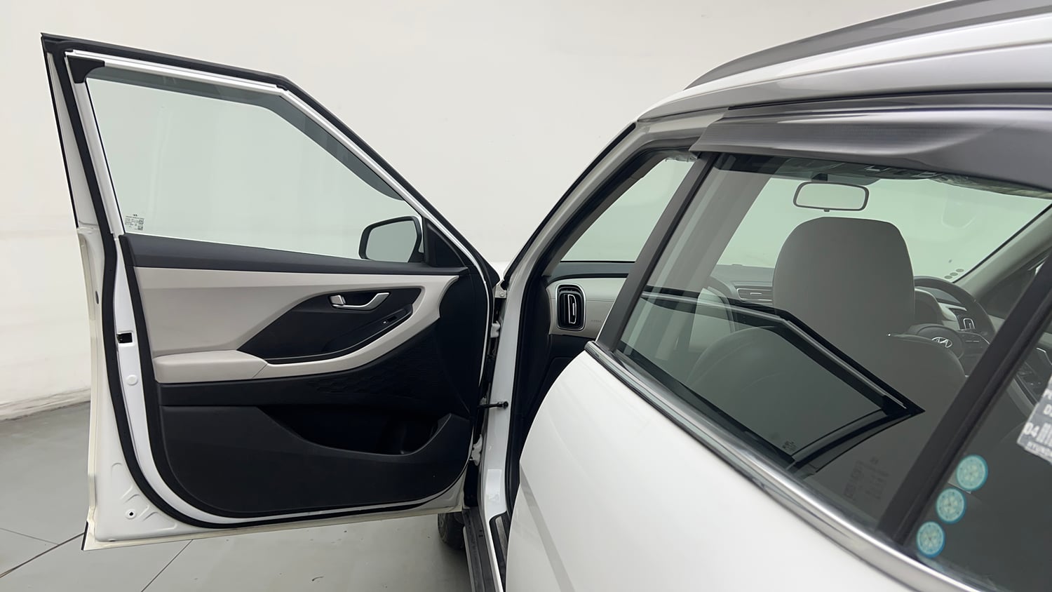 Used 2022 Hyundai Creta SX 1.5 Petrol Executive Petrol Manual interior LEFT FRONT DOOR OPEN VIEW