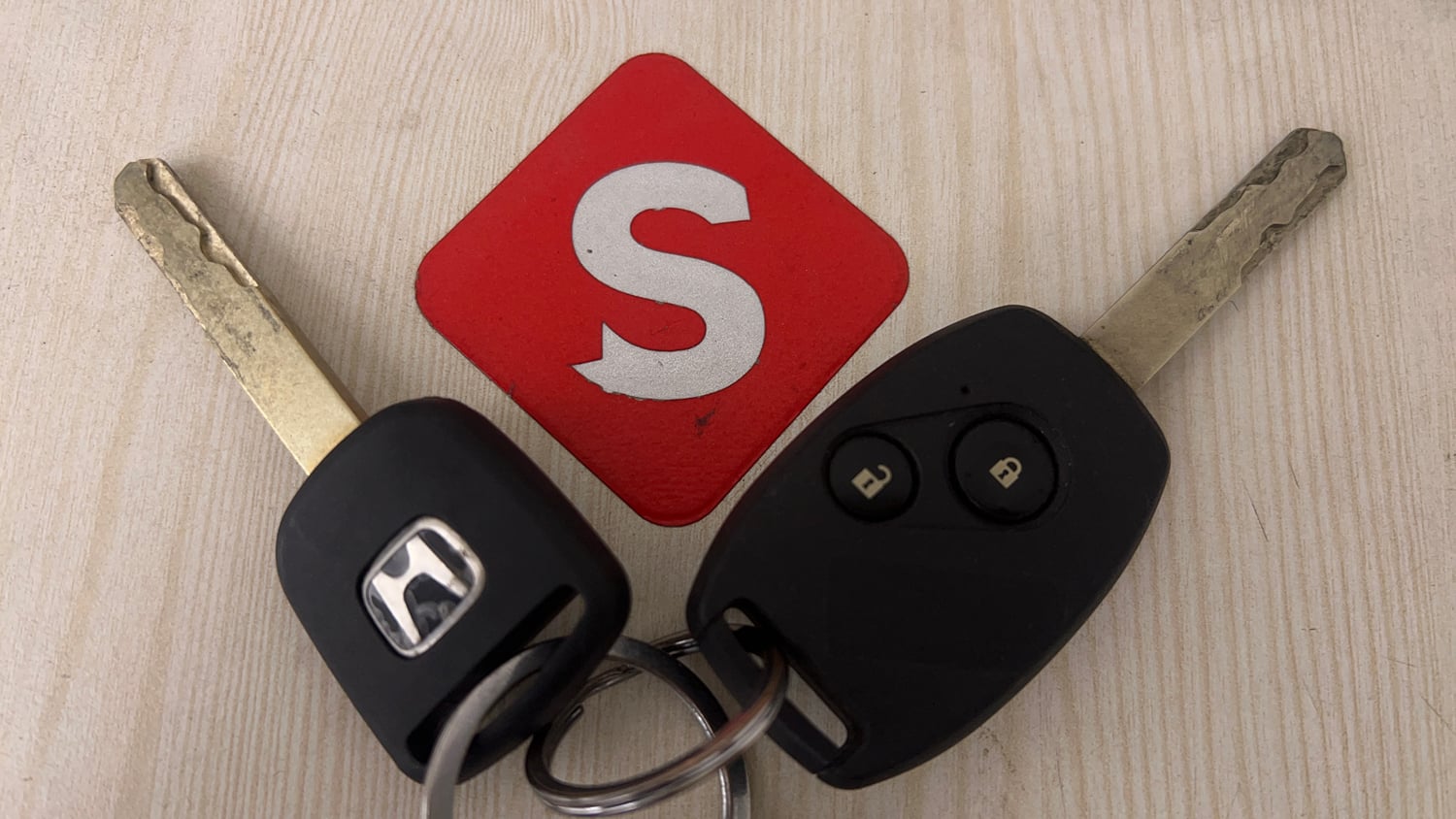 Used 2013 Honda Brio S MT Petrol Manual extra CAR KEY VIEW