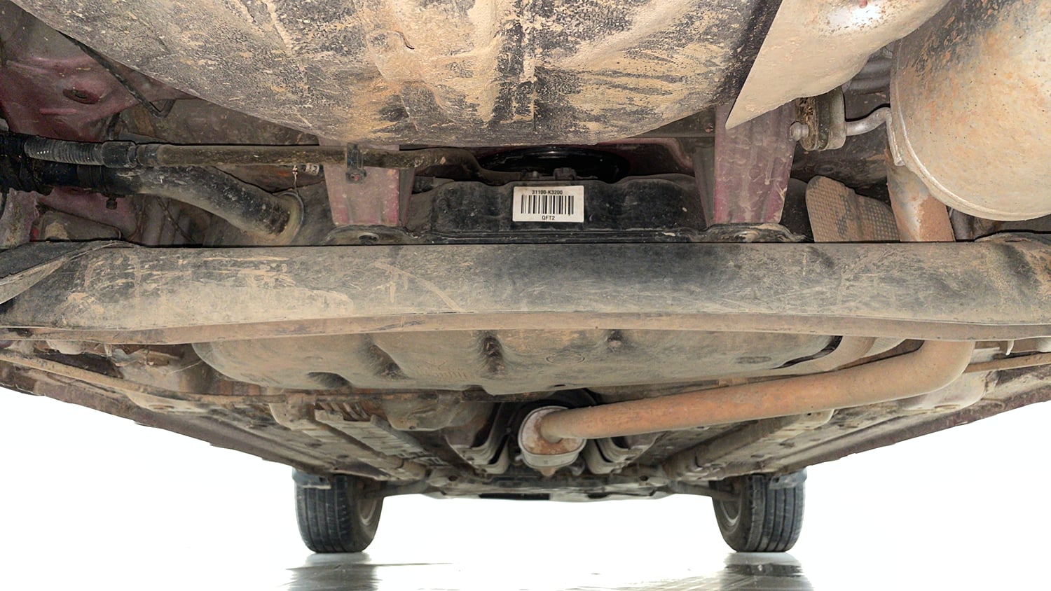 Used 2019 Hyundai Venue SX Plus 1.0 Turbo DCT Petrol Automatic extra REAR UNDERBODY VIEW (TAKEN FROM REAR)
