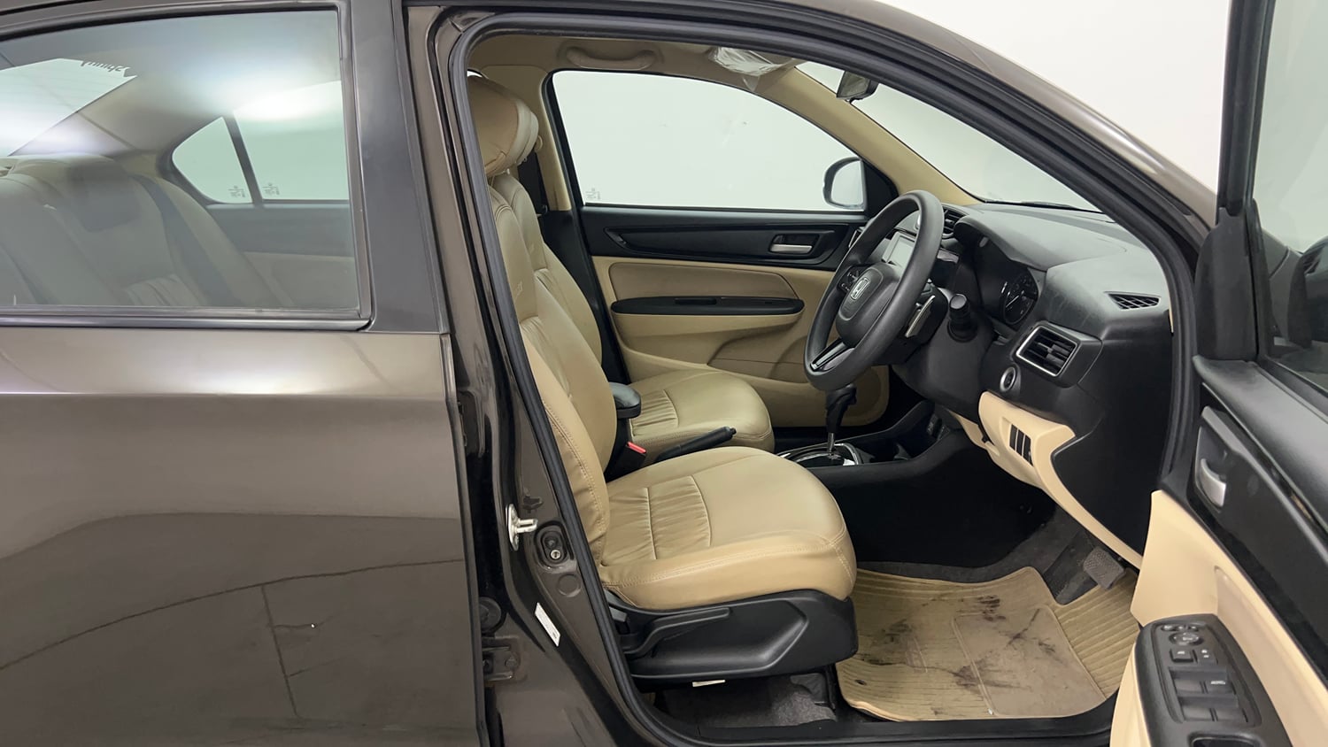 Used 2020 Honda Amaze 1.2 VX CVT Petrol Petrol Automatic interior RIGHT SIDE FRONT DOOR CABIN VIEW