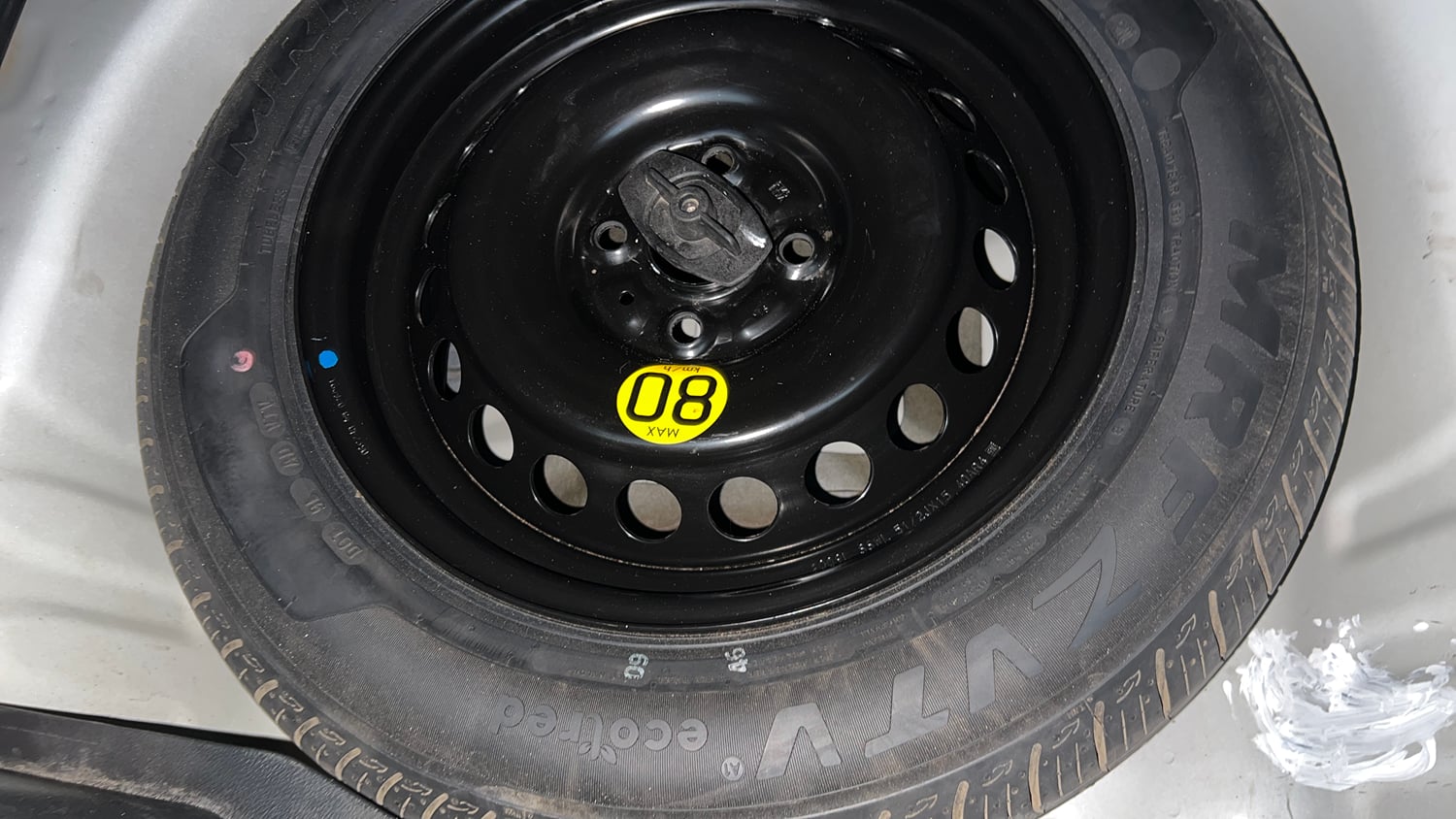 Used 2020 Maruti Suzuki Baleno Zeta Petrol Manual tyres SPARE TYRE VIEW