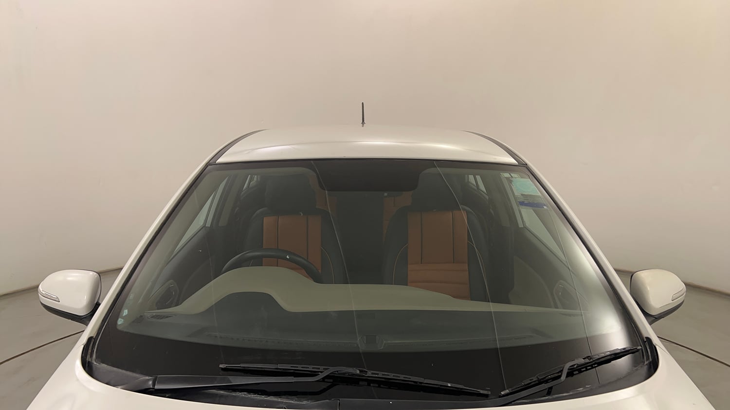 Used 2016 Hyundai Elite i20 Sportz 1.2 Petrol Manual exterior FRONT WINDSHIELD VIEW