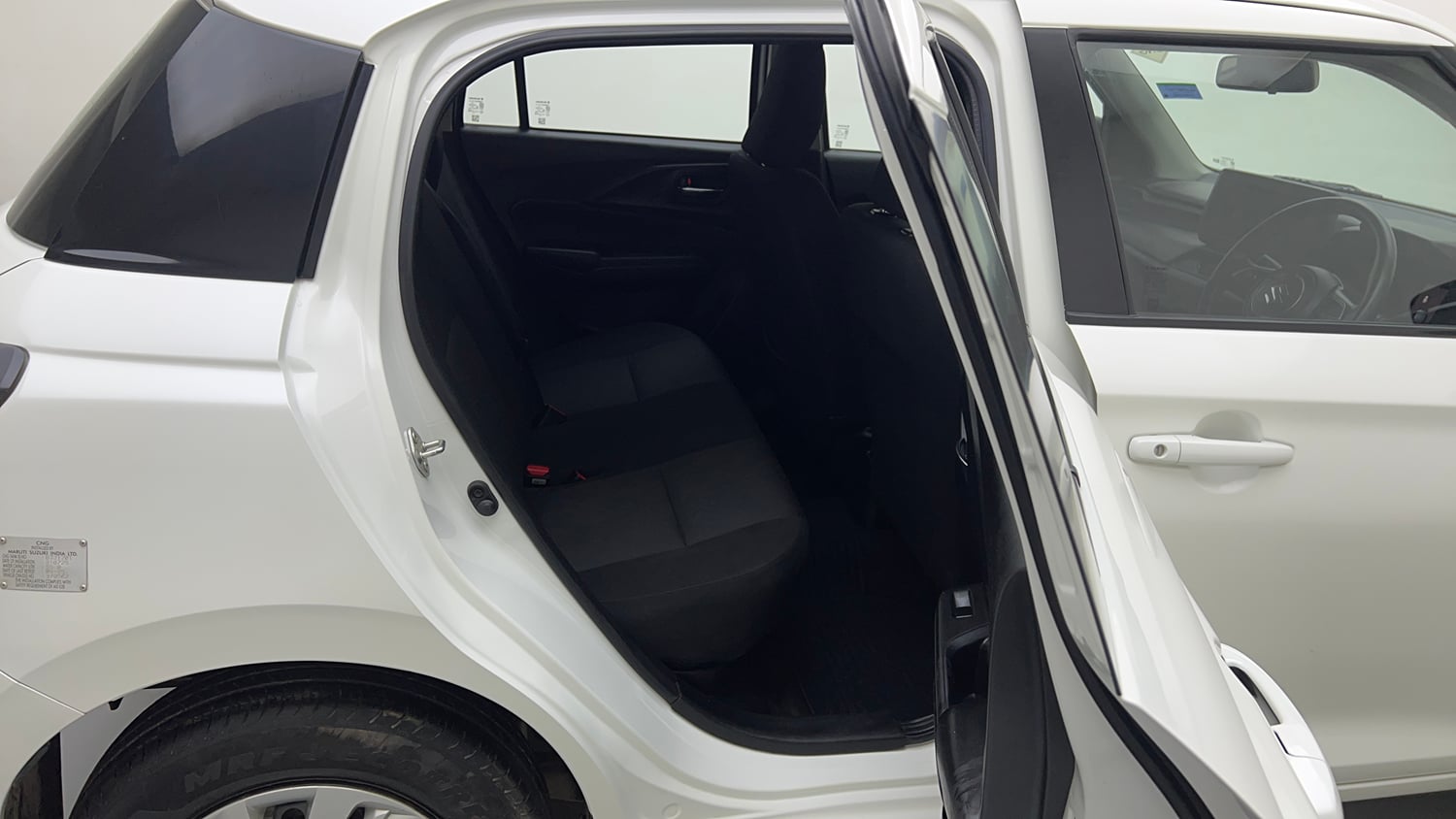 Used 2025 Maruti Suzuki Swift VXi CNG Cng Manual interior RIGHT SIDE REAR DOOR CABIN VIEW
