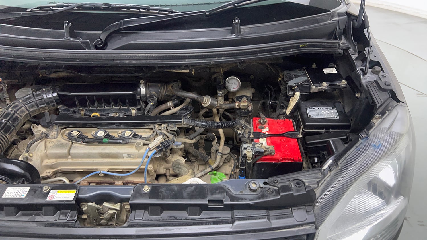 Used 2019 Maruti Suzuki Wagon R LXi (O) 1.0 CNG Cng Manual engine ENGINE LEFT SIDE VIEW