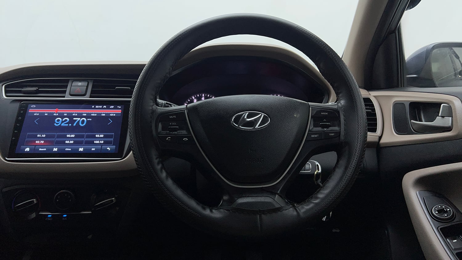 Used 2019 Hyundai Elite i20 Magna Plus 1.2 Petrol Manual interior STEERING VIEW