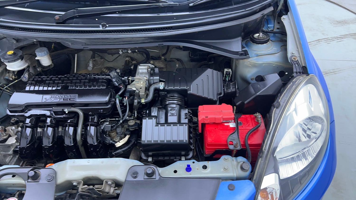 Used 2014 Honda Brio EX MT Petrol Manual engine ENGINE LEFT SIDE VIEW