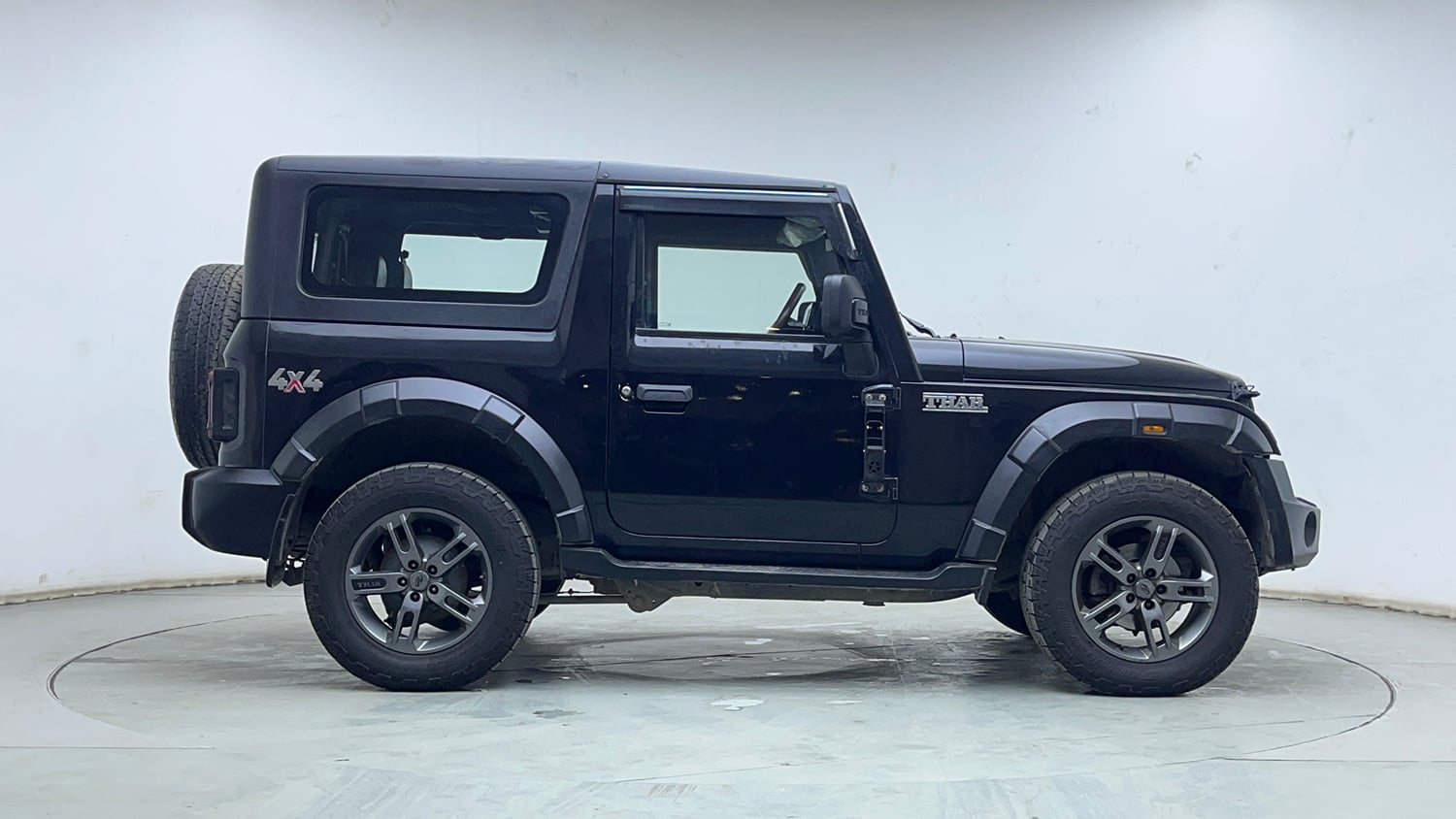 Used 2022 mahindra Thar LX Hard Top Diesel AT 4WD Diesel Automatic exterior RIGHT SIDE VIEW