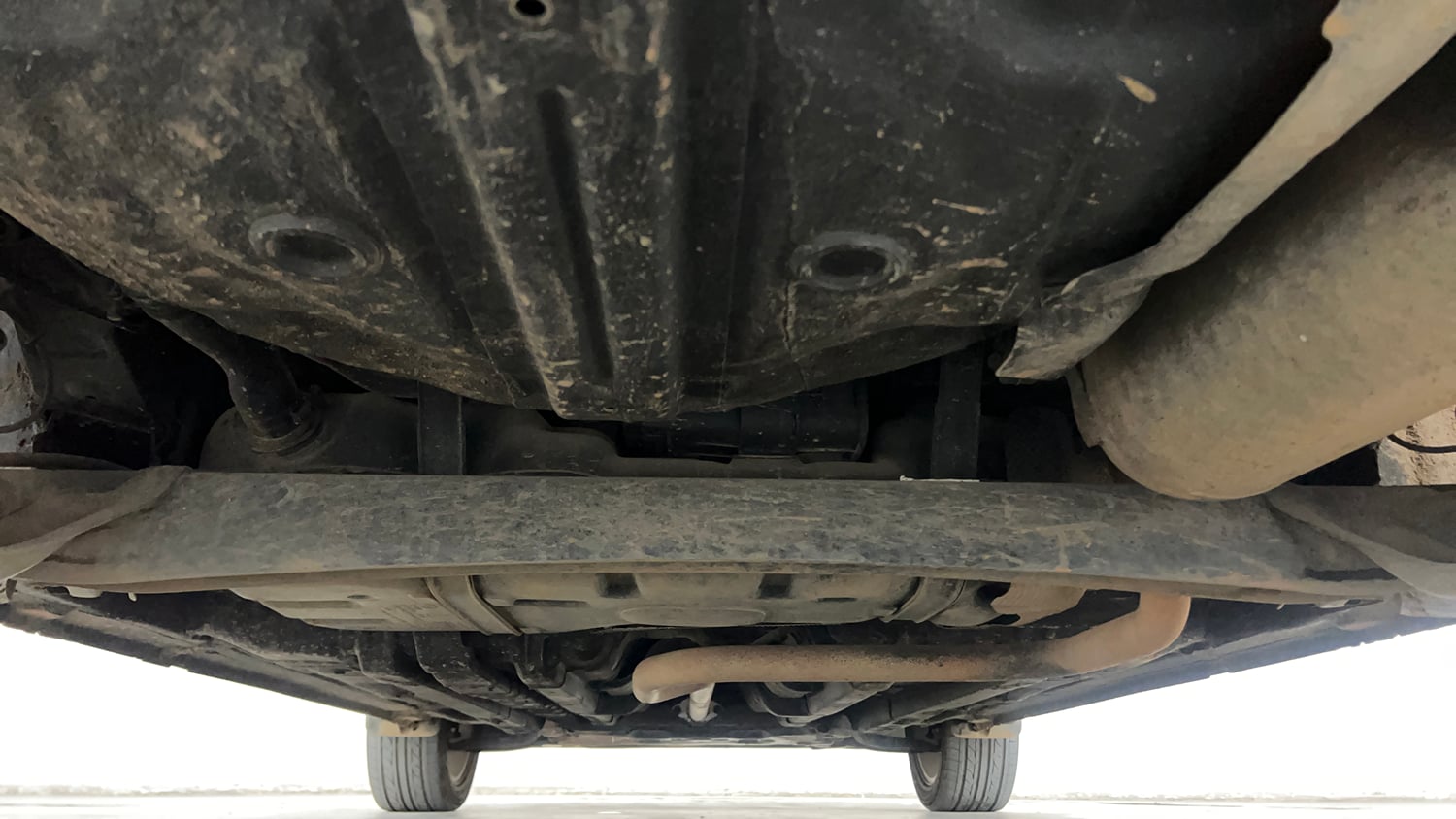 Used 2015 Hyundai Elite i20 Asta 1.2 Petrol Manual extra REAR UNDERBODY VIEW (TAKEN FROM REAR)