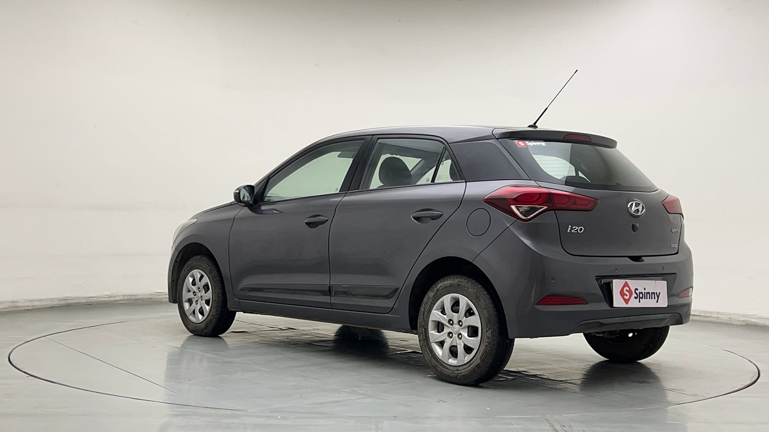 Used 2015 Hyundai Elite i20 Sportz 1.2 Petrol Manual exterior LEFT REAR CORNER VIEW