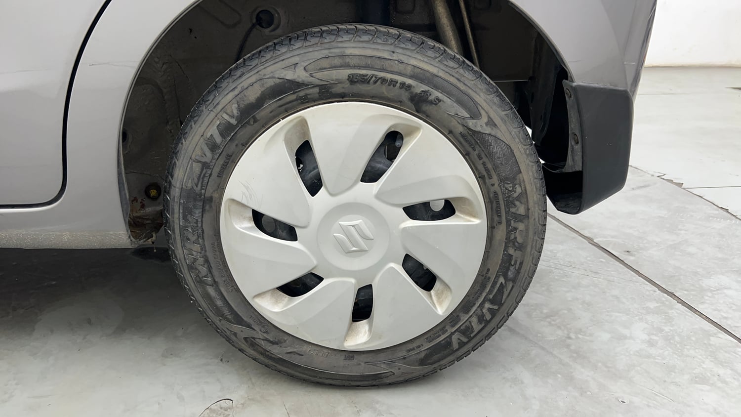 Used 2017 Maruti Suzuki Celerio ZXI (O) AMT Petrol Automatic tyres LEFT REAR TYRE RIM VIEW