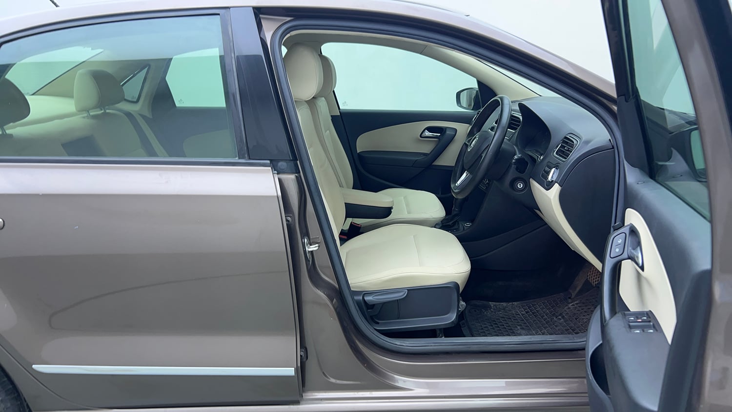 Used 2021 Skoda Rapid Style AT Petrol Automatic interior RIGHT SIDE FRONT DOOR CABIN VIEW