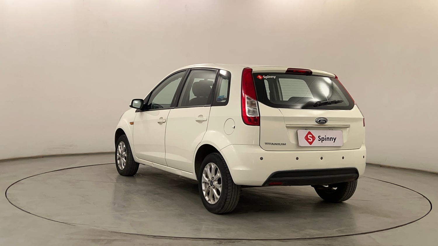 Used 2014 Ford Figo Duratec Petrol Titanium 1.2 Petrol Manual exterior LEFT REAR CORNER VIEW