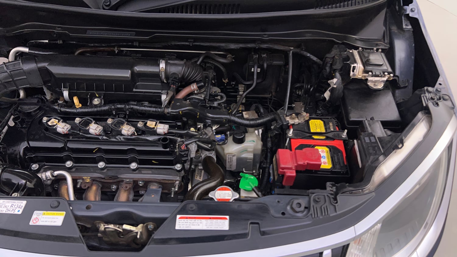Used 2023 Maruti Suzuki Ignis Zeta 1.2 AMT Petrol Automatic engine ENGINE LEFT SIDE VIEW