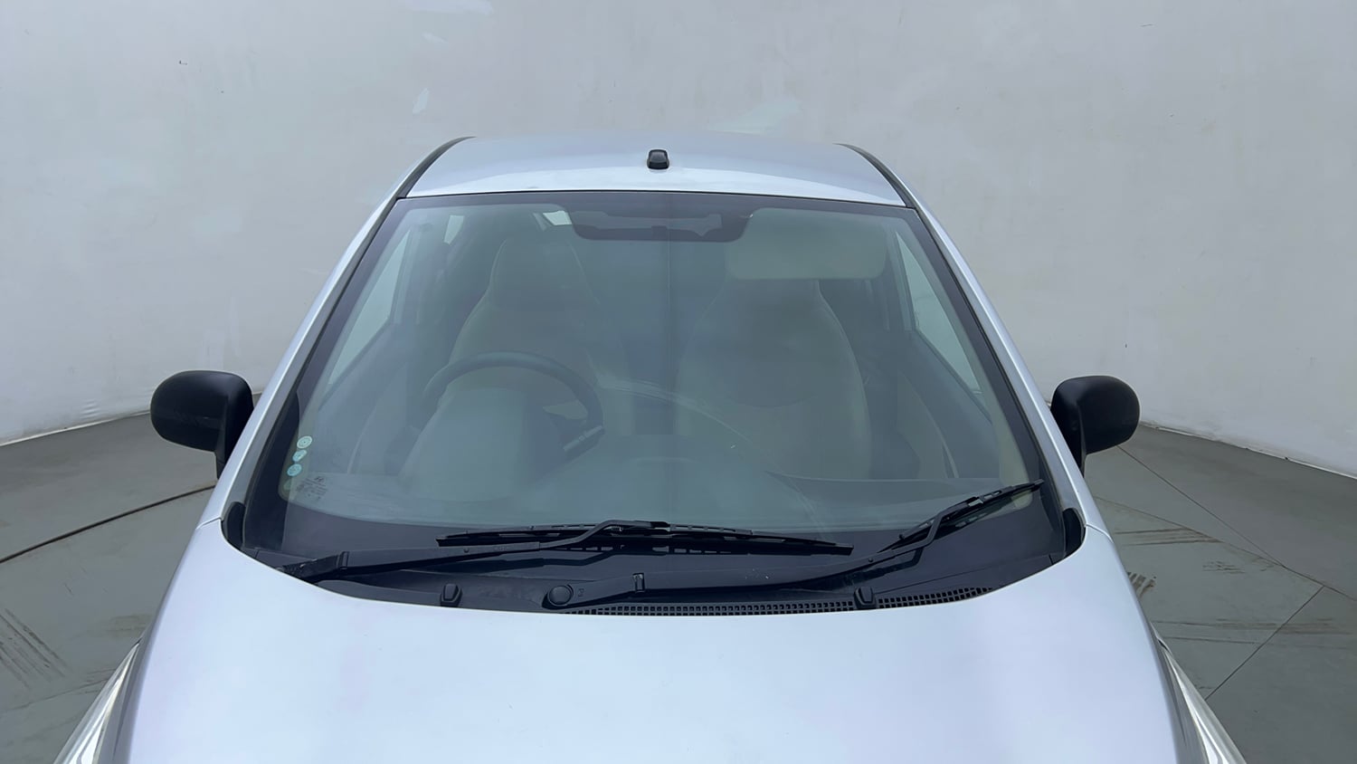 Used 2018 Hyundai Eon Era + Petrol Manual exterior FRONT WINDSHIELD VIEW