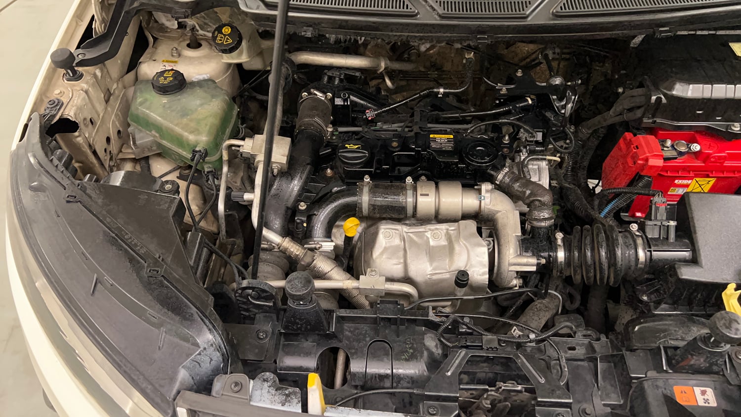 Used 2014 Ford EcoSport Titanium 1.5 TDCi (Opt) Diesel Manual engine ENGINE RIGHT SIDE VIEW